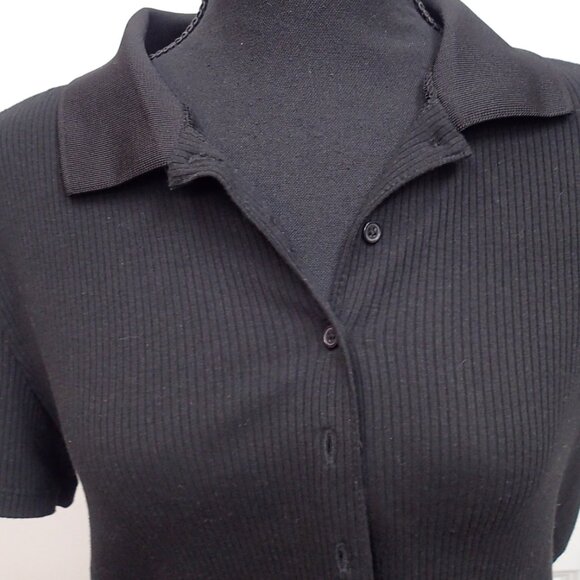 Crop Black Short Sleeve Crop Sweater Size XL 15-17 - Picture 4 of 4